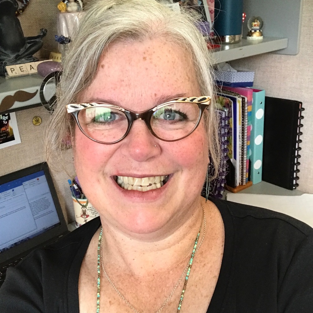Meet your Posher, Lisa